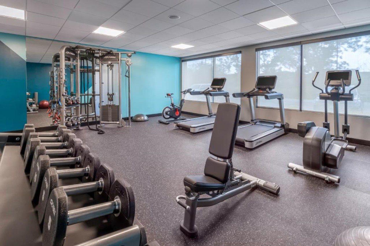 Avid Hotels Milwaukee West - Waukesha By Ihg Pewaukee Buitenkant foto